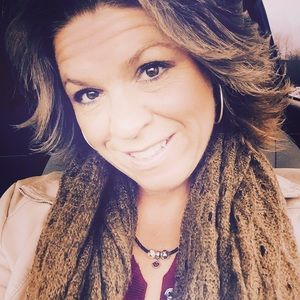 Meet your Posher, Michele